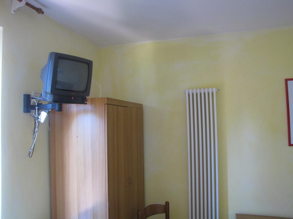 Villa Girasole Torri Del Benaco Room photo